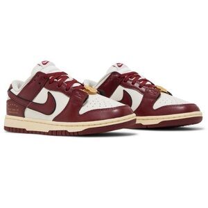 Women’s Dunk Low SE ‘Sisterhood - Team Red’ 2023